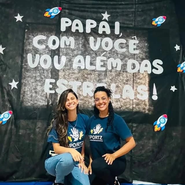 Conexão verdadeira entre família e comunidade escolar! Dinâmicas esportivas e recreativas planejadas com intencionalidade pedagógica para fortalecer vínculos. 🤝💛🏫